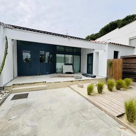 Luxueuse Piscine Terrain De Boules Vue Imprenable Sur Le Golf Villa La Grande Motte